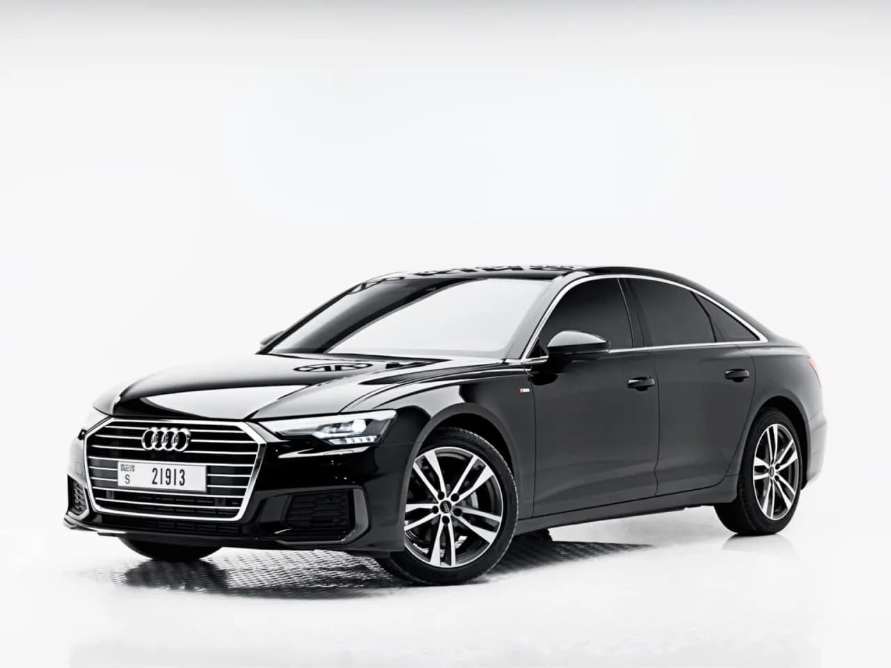 Rent Audi A4 in Dubai