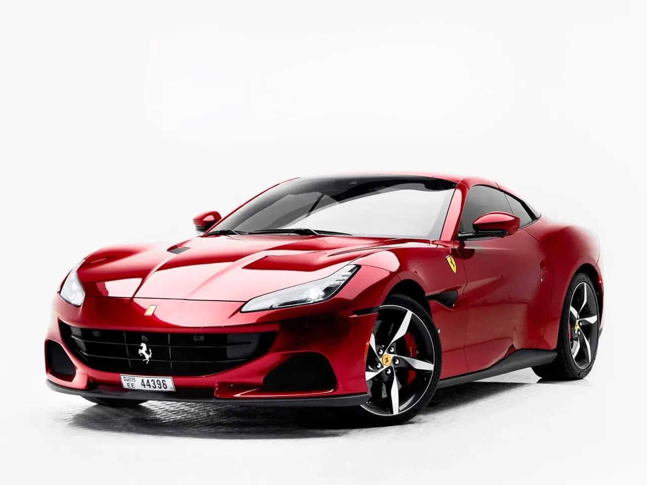 Rent Ferrari Portofino in Dubai