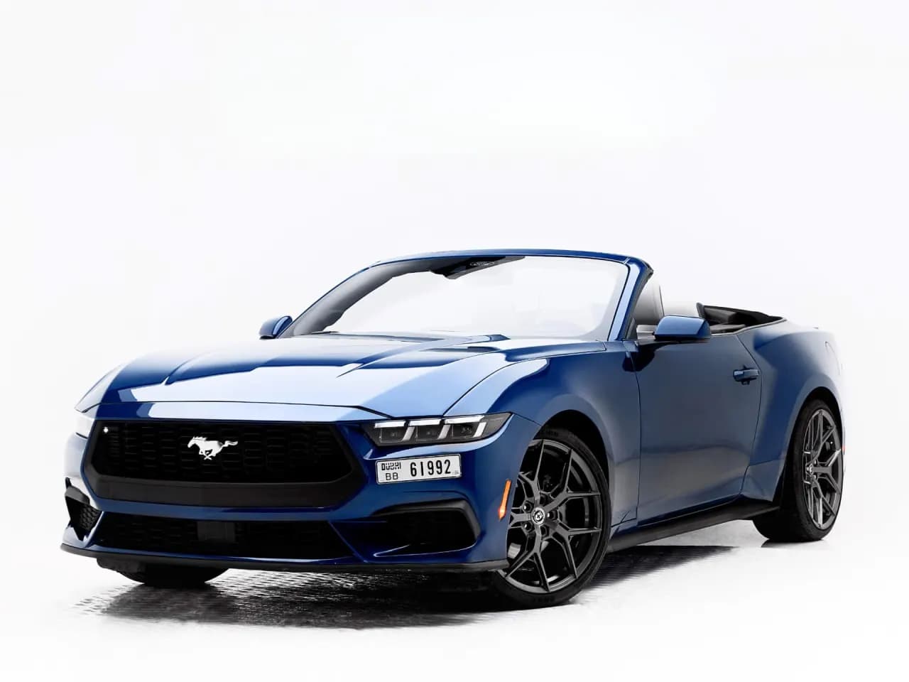 Rent Ford Mustang Convertible in Dubai