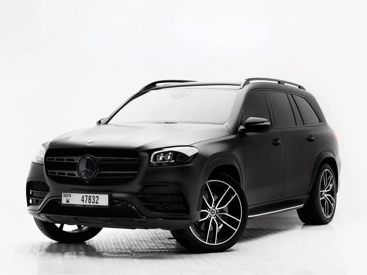 Rent Mercedes AMG GLS 63 in Dubai