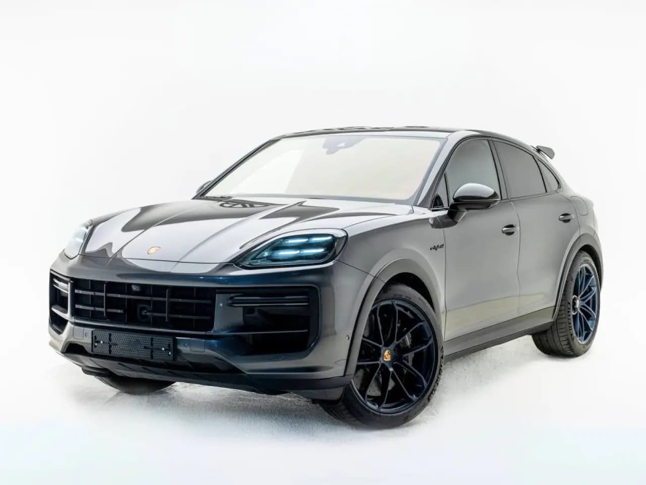 Rent Porsche Cayenne in Dubai